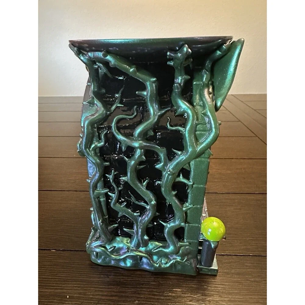 Bath & Body Works Light Up MALEFICENT Shadowbox Pedestal 3-Wick Candle Holder